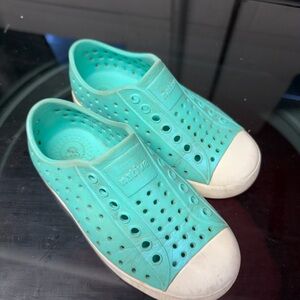 Native Kids Aqua Green Slip-On Water Shoes with White Toe